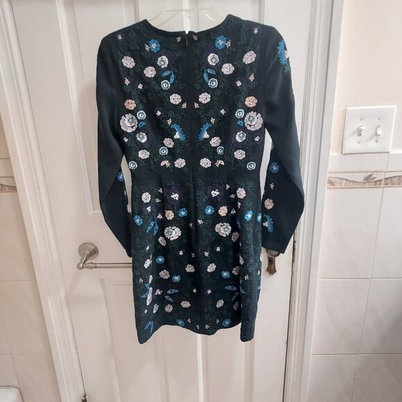Club Monaco Kasienna Navy Blue Floral Embroidered Long Sleeve Dress - Picture 6 of 9